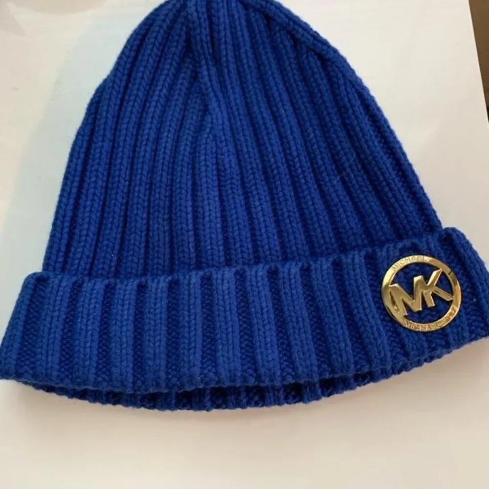 MICHAEL Michael KORS Bright Cobalt Ribbed Beanie Hat with Gold Metal Logo